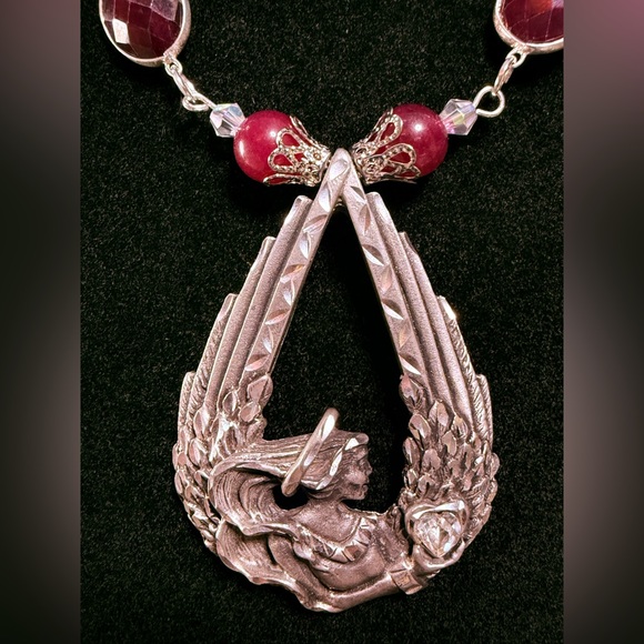 Artisan Faceted Ruby & Glass 3 piece Necklace Set - Picture 5 of 13